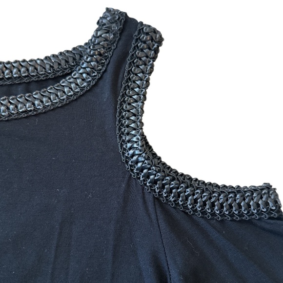 Anthropologie Bailey 44 Harlow Cold Shoulder Top Braided Trim Size XS Black - Picture 4 of 12